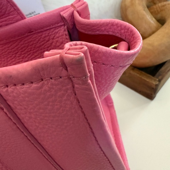 Marc Jacobs The Leather Tote Crossbody Bag – Candy Pink -Rare & Sold Out - Picture 13 of 16